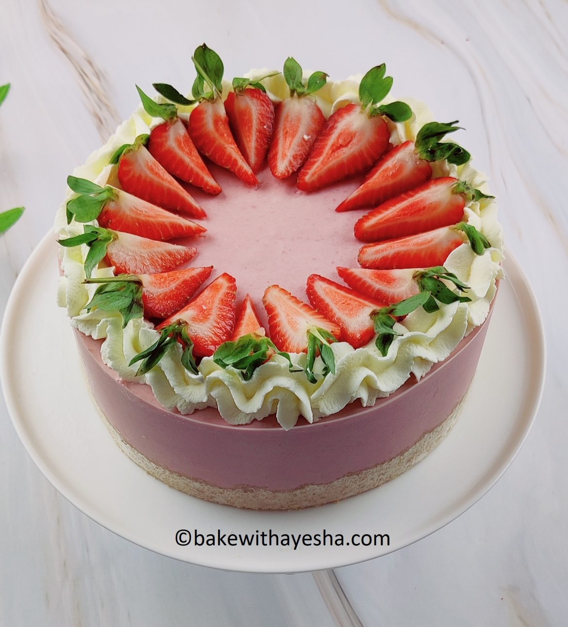 no-bake strawberry cheesecake
